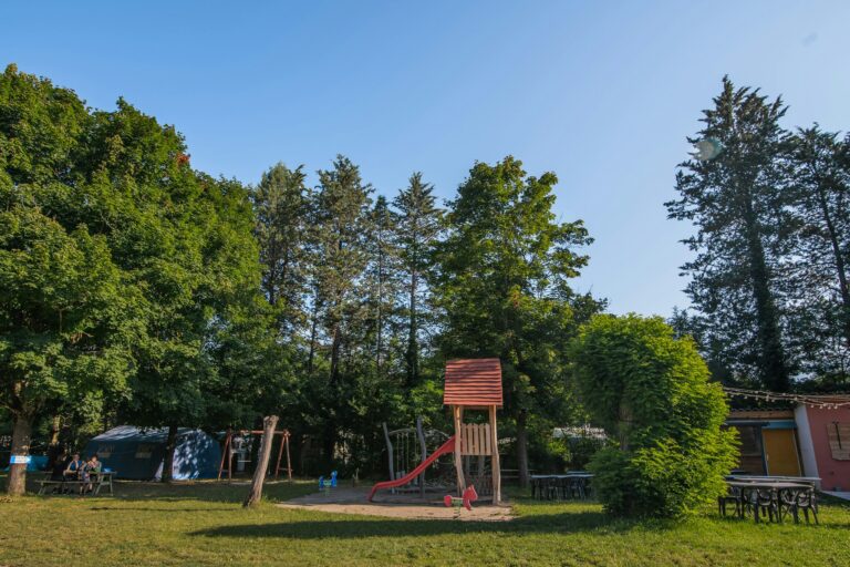 Onlycamp De Chamarges - Bild 12 Onlycamp De Chamarges - Bild 12