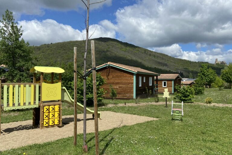 Onlycamp Volvic Pierre Et Sources - Bild 8