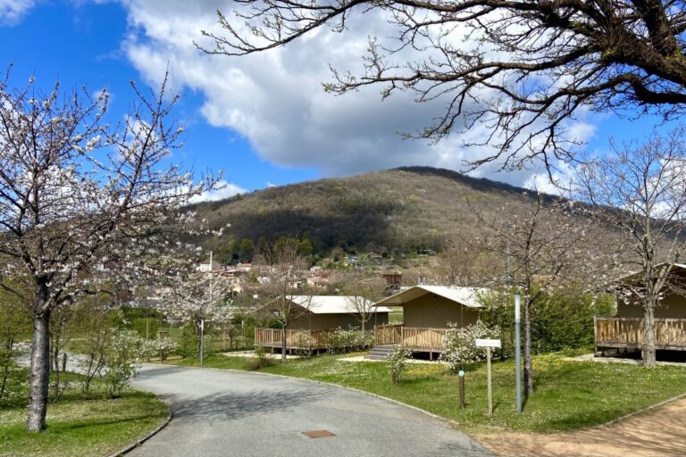 Onlycamp Volvic Pierre Et Sources - Bild 1 Onlycamp Volvic Pierre Et Sources - Bild 1