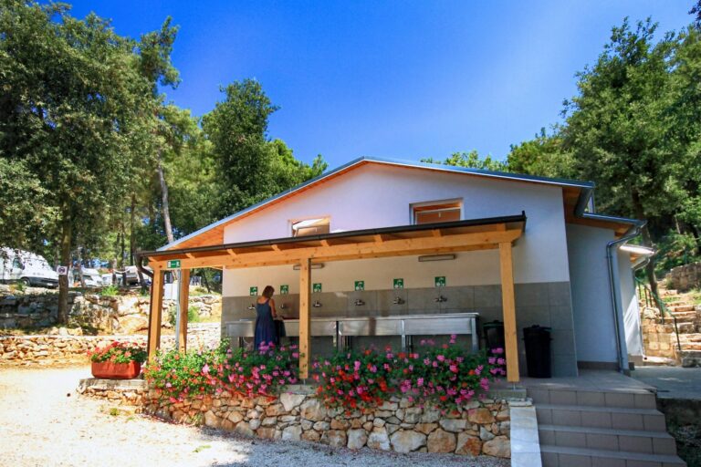 Porton Nature Hideouts - Bild 3