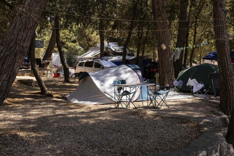 Porton Nature Hideouts - Bild 4