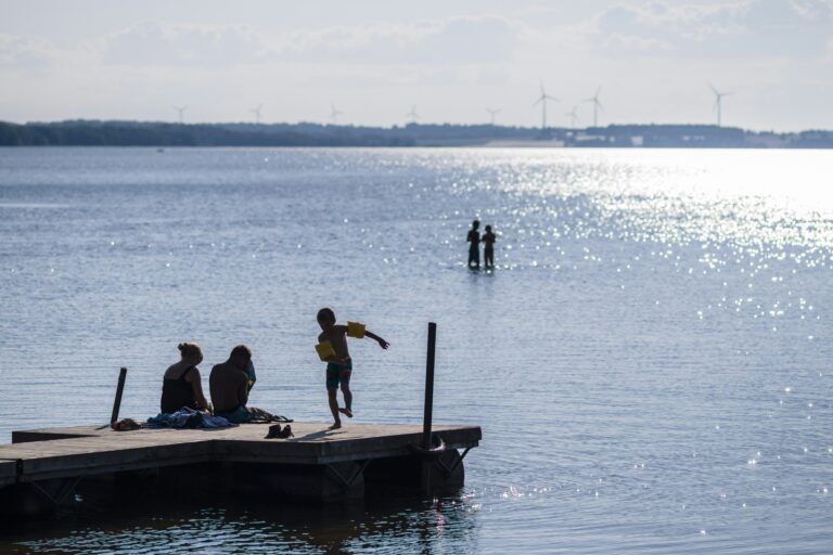 Ringsjöstrand Camping, Stugby & Hotell - Bild 5 Ringsjöstrand Camping, Stugby & Hotell - Bild 5