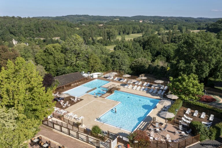 Romanée - Les Grottes De Roffy - Bild 3