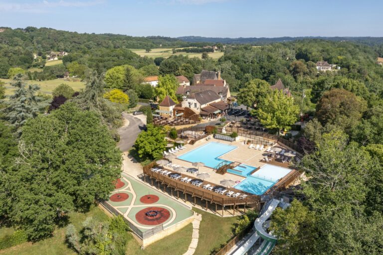 Romanée - Les Grottes De Roffy - Bild 9