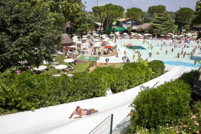 Hu Altomincio Village - Bild 1 Hu Altomincio Village - Bild 1